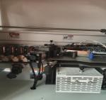 Hạ lọ keo xuống